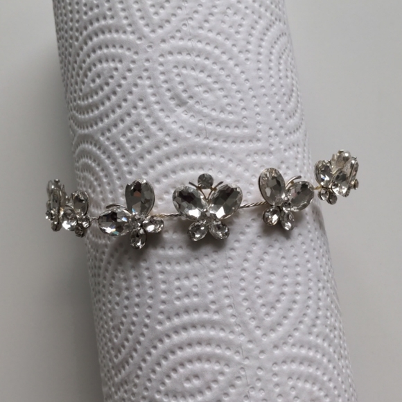 Free with purchase over $100 butterfly 🦋 - Picture 3 of 3